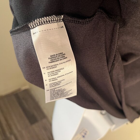 Adidas ClimaCool Men's gray w/ red trim 1/2 zip pullover Vest Nebraska Huskers L - Picture 6 of 7